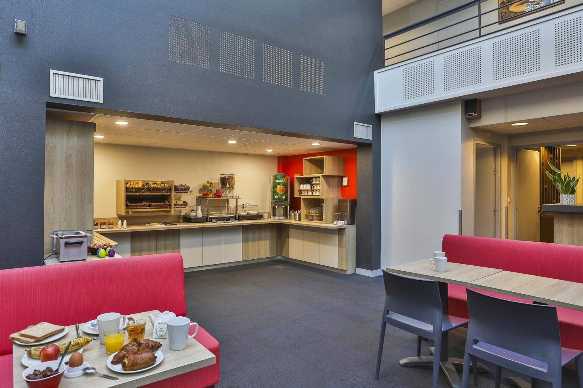 Ace Hotel Vendee Saint Hermine Sainte-Hermine エクステリア 写真