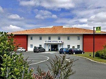 Ace Hotel Vendee Saint Hermine Sainte-Hermine エクステリア 写真